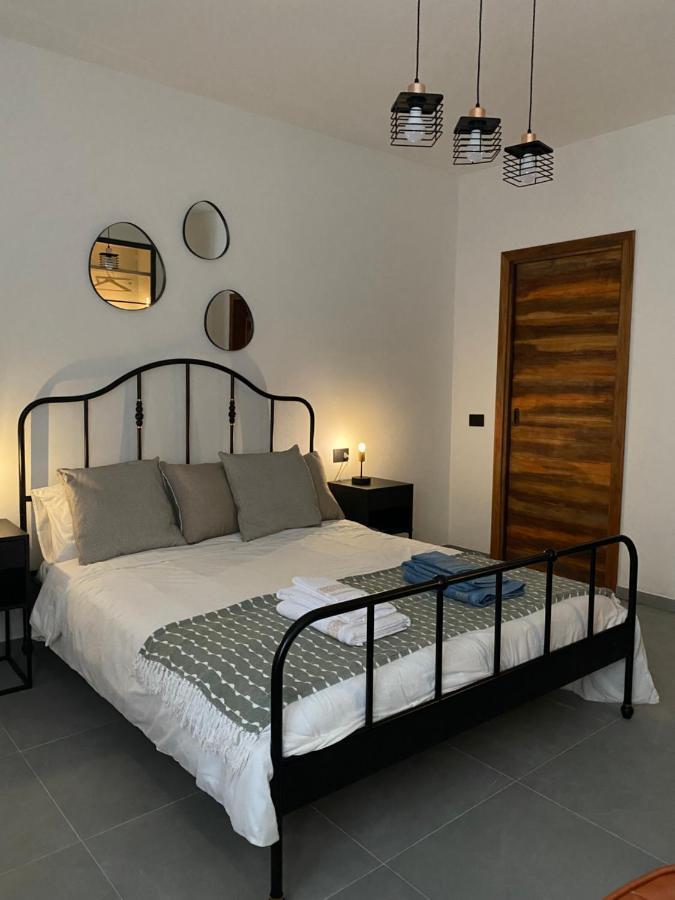 Il Vecchio Casale B&B Sedini Ngoại thất bức ảnh
